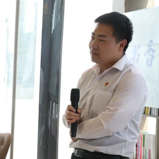 161776301898207450.jpg 李.jpg