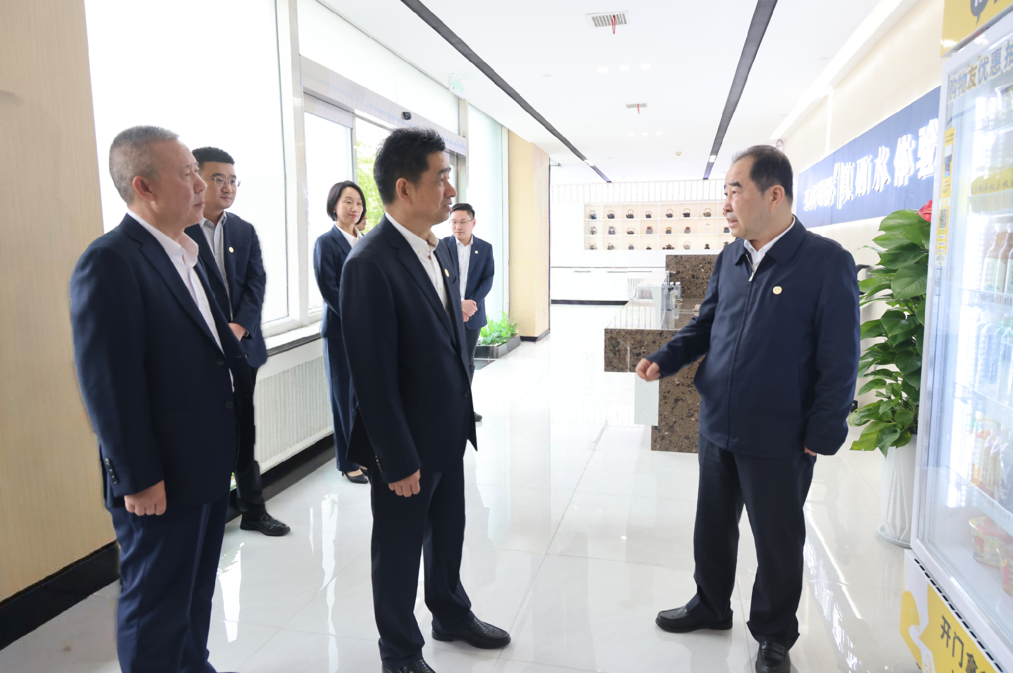 69e188e3b2360 (1)(1).png